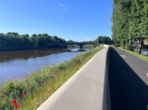 Riverside by Teil